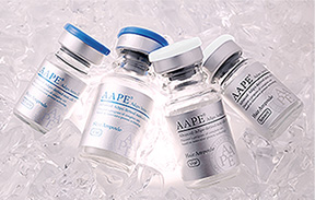 AAPEは脂肪幹細胞を培養して得られる生体タンパク質全体を含む製剤です